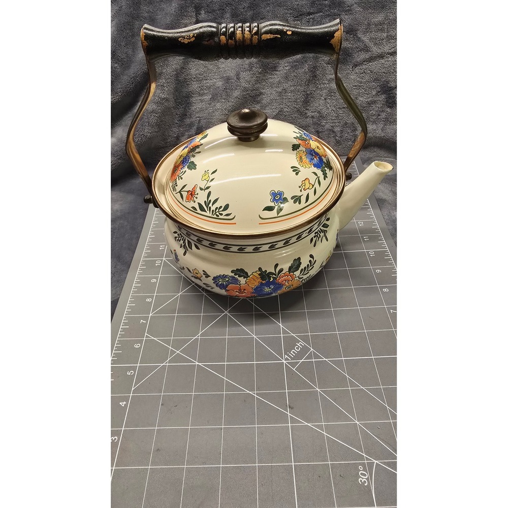 Vintage 1982 M Kamenstein Floral Enamel Tea Kettle Pot Cream Brass Wood Handle